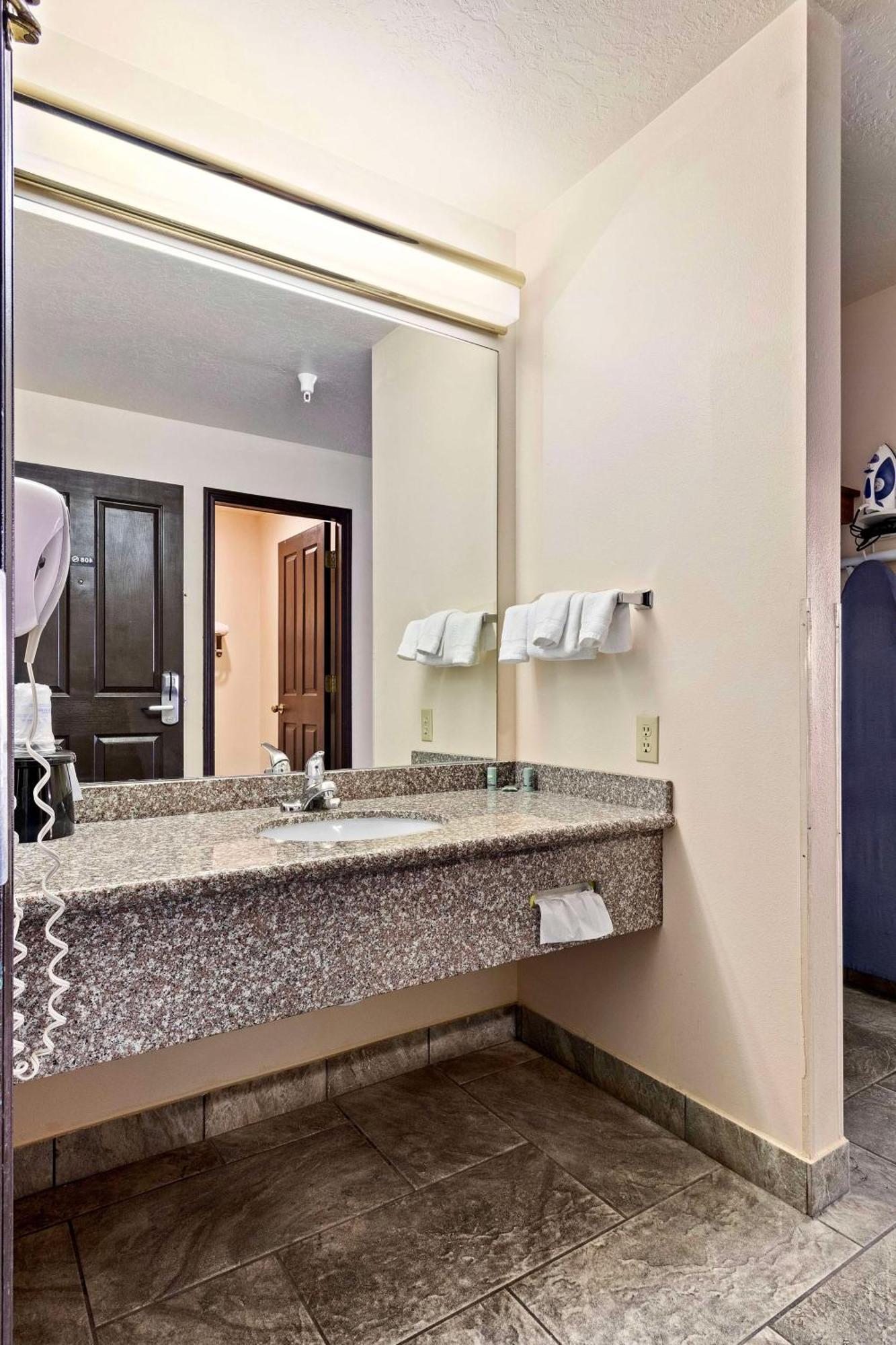 Surestay Hotel By Best Western Twin Falls Exterior photo